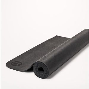 Lululemon yoga mat